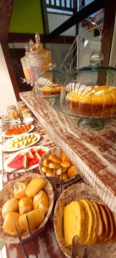 Bliss Hoteis Centro Búzios エクステリア 写真 A selection of fruit and cake